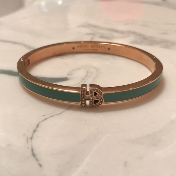 henri bendel Jewelry - Henri bendel bangle
